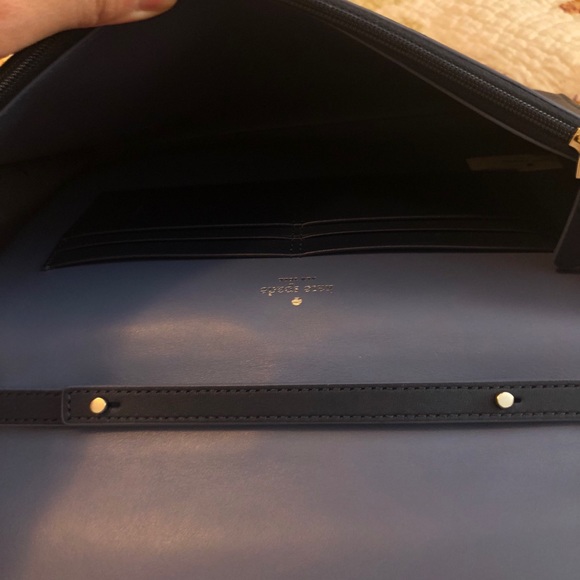 🔥🌟HOST PICK🌟🔥Authentic Kate Spade Leather Bag - “2 IN 1” Crossbody & Clutch - Picture 11 of 16